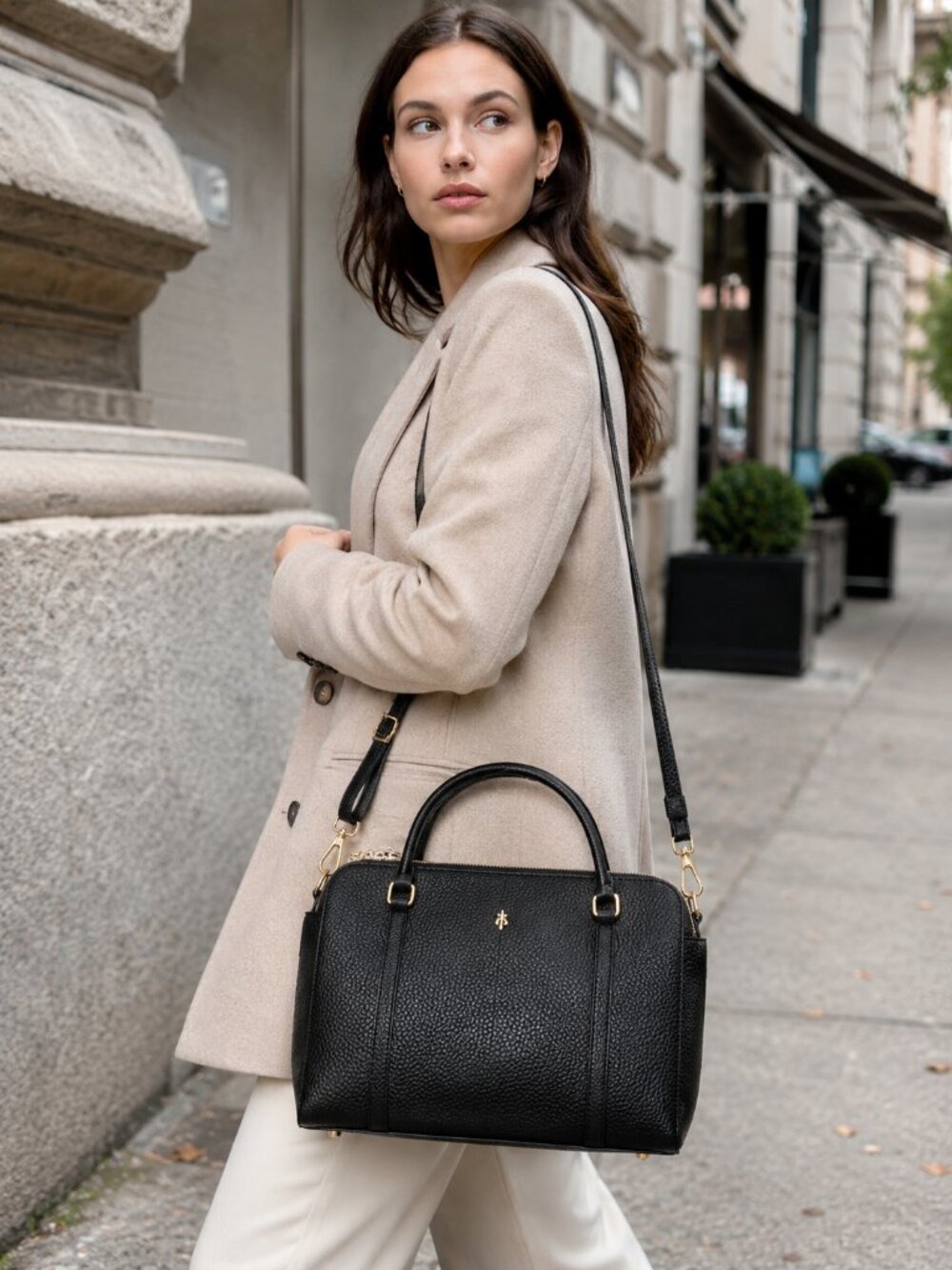 ORA DELPHINE black pebbled leather shoulder tote bag